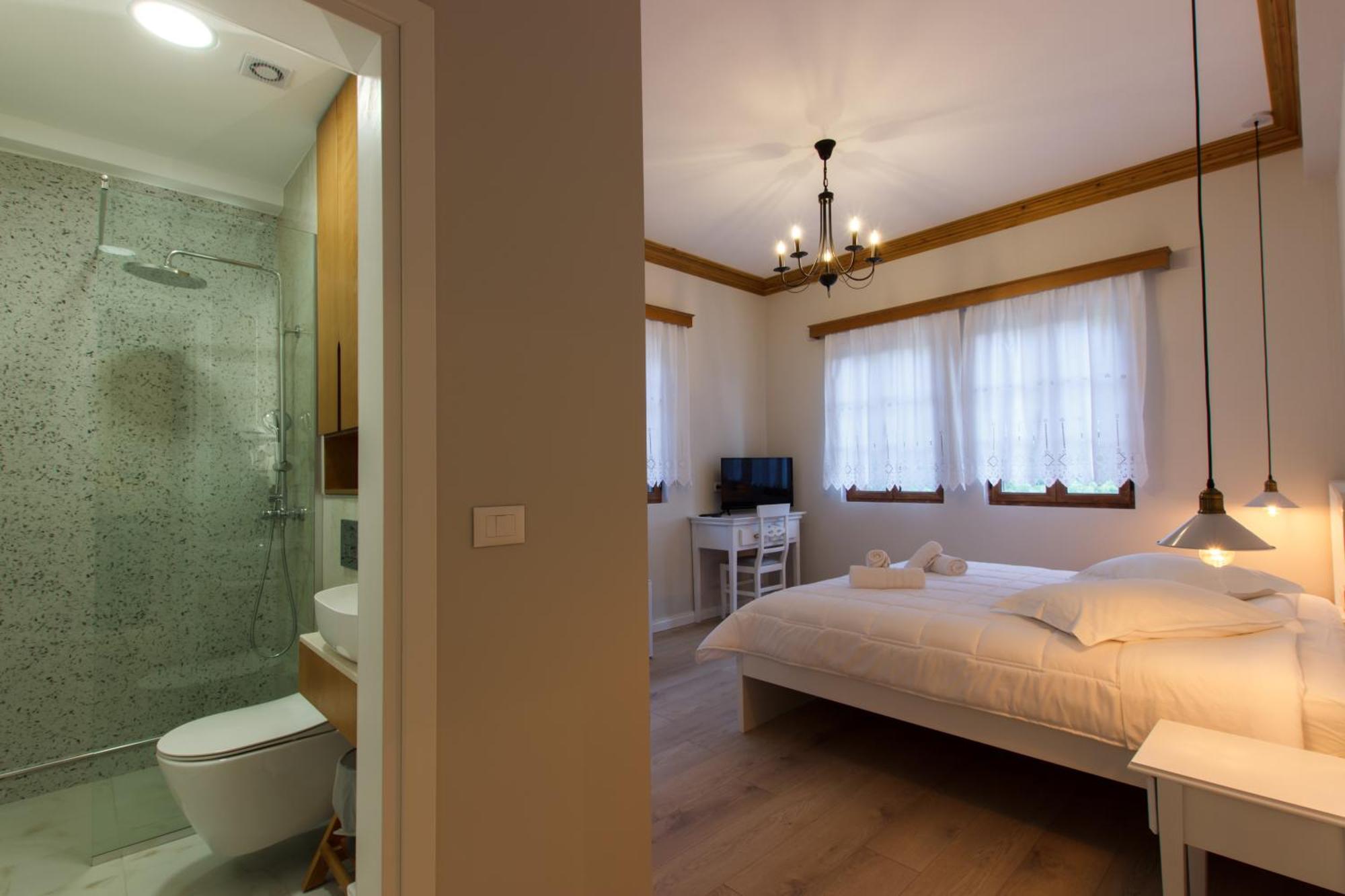 Hotel Bujtina Sophie Libohove Esterno foto