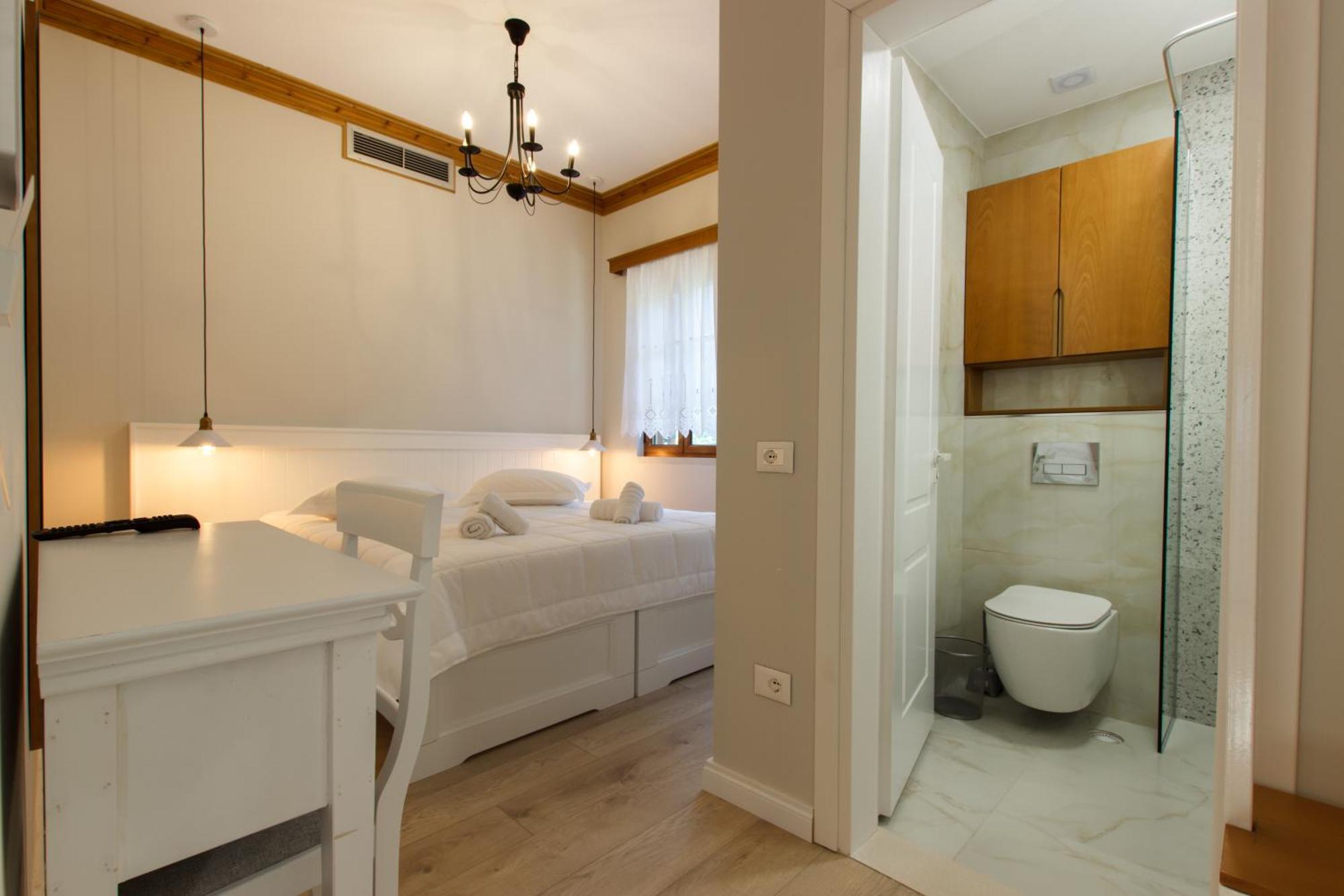 Hotel Bujtina Sophie Libohove Esterno foto