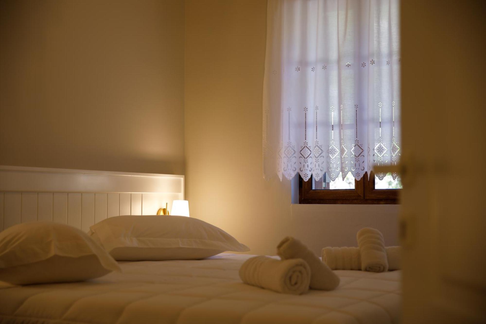 Hotel Bujtina Sophie Libohove Esterno foto