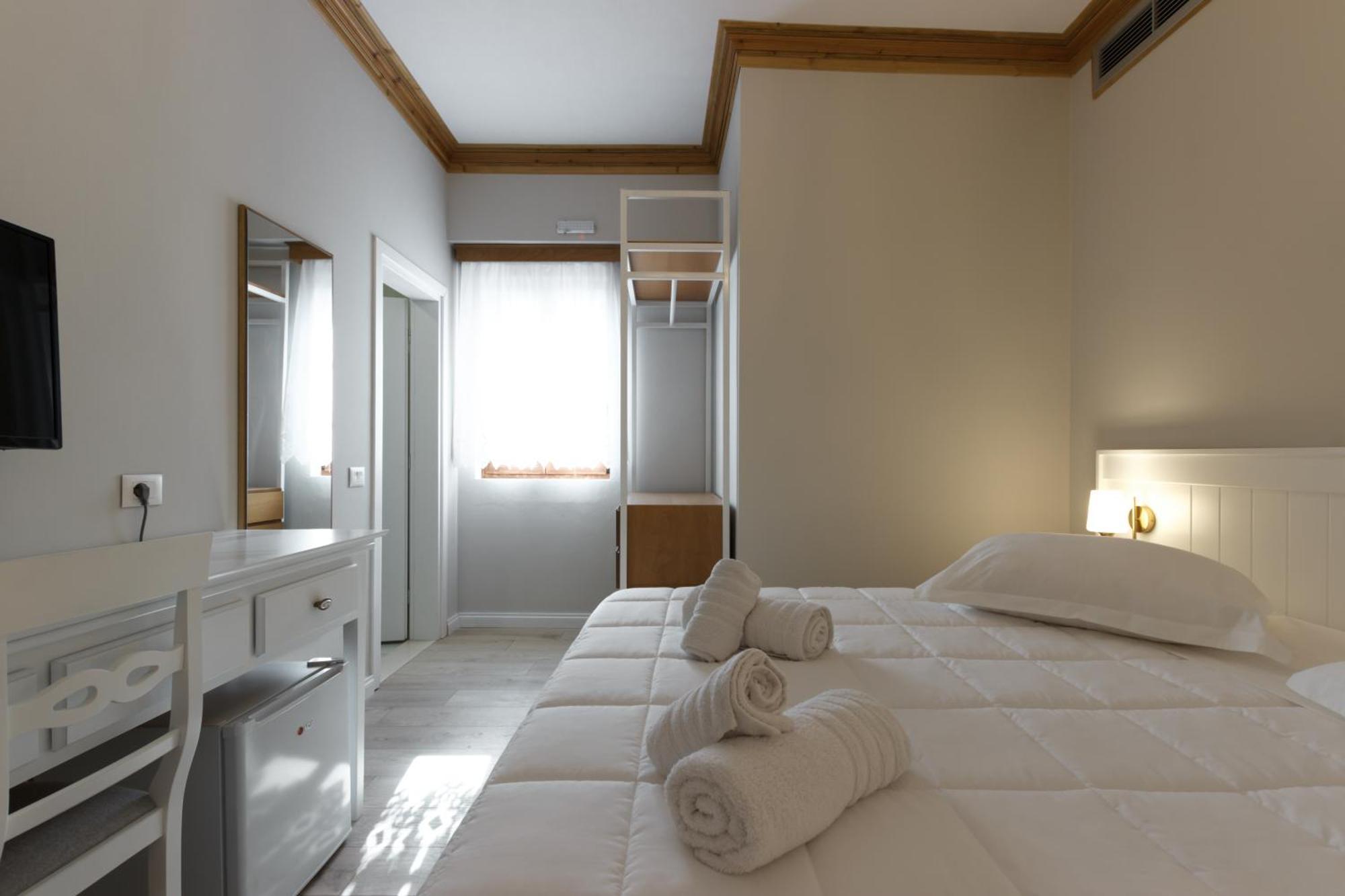 Hotel Bujtina Sophie Libohove Esterno foto